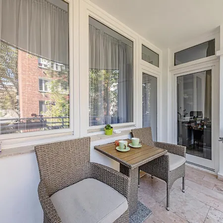 Palazzo Danube - Family - 98 Sqm - Ac - Balcony