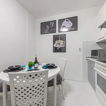 Apartament Palazzo Danube - Family - 98 Sqm - Ac - Balcony Budapeszt