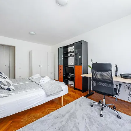 Apartament Palazzo Danube - Family - 98 Sqm - Ac - Balcony