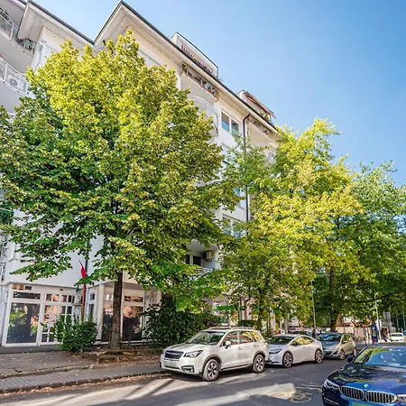 Palazzo Danube - Family - 98 Sqm - Ac - Balcony Lejlighed *