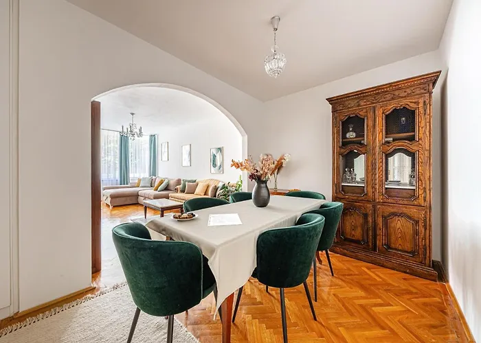 Palazzo Danube - Family - 98 Sqm - Ac - Balcony *