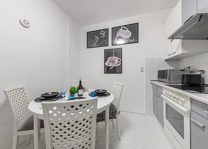 Apartament Palazzo Danube - Family - 98 Sqm - Ac - Balcony Budapeszt