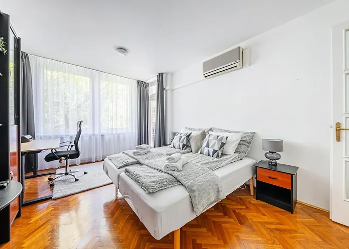 Palazzo Danube - Family - 98 Sqm - Ac - Balcony Budapeszt